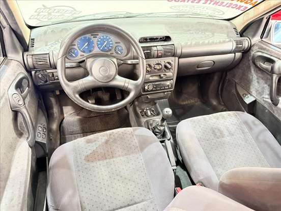 CHEVROLET-CORSA-1.6 MPFI SUPER WAGON 8V GASOLINA 4P MANUAL CHEVROLET-CORSA-2000
