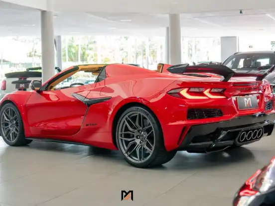 CHEVROLET-CORVETTE-5.5 V8 LZ3 GASOLINA Z06 CONVERSIVEL AUTOMÁTICO CHEVROLET-CORVETTE-2025