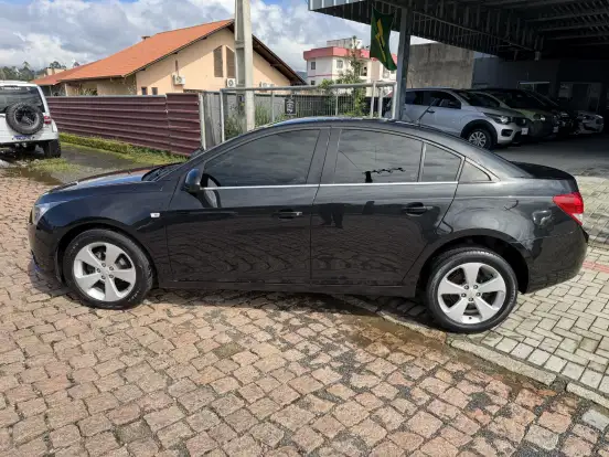 CHEVROLET-CRUZE-2012