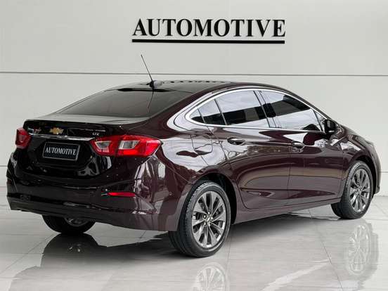 CHEVROLET-CRUZE-2017