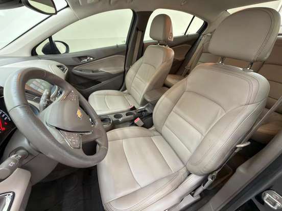 CHEVROLET-CRUZE-2019