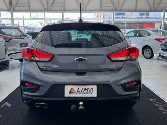 CHEVROLET-CRUZE-2022