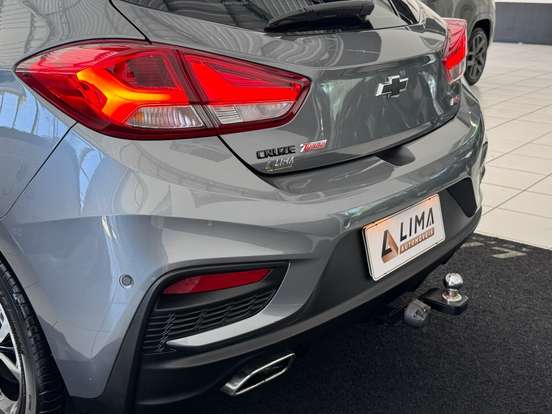CHEVROLET-CRUZE-2022