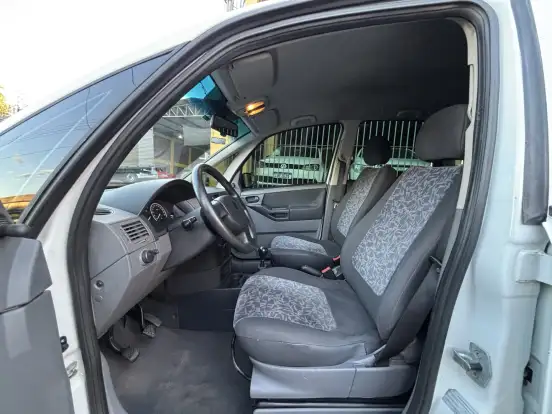 CHEVROLET-MERIVA-1.8 MPFI JOY 8V FLEX 4P MANUAL CHEVROLET-MERIVA-2004