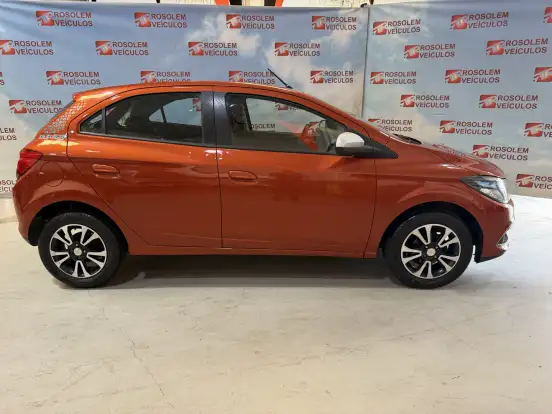 CHEVROLET-ONIX-2014