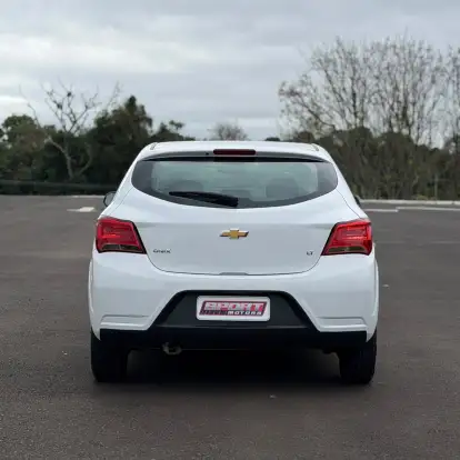 CHEVROLET-ONIX-2019