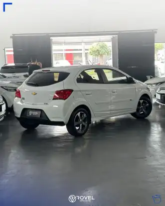 CHEVROLET-ONIX-2019