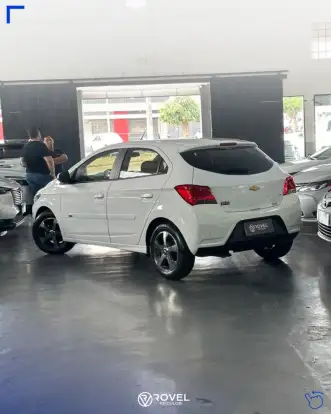 CHEVROLET-ONIX-2019