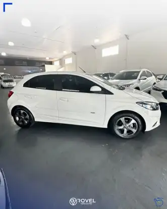 CHEVROLET-ONIX-1.4 MPFI LT 8V FLEX 4P MANUAL CHEVROLET-ONIX-2019