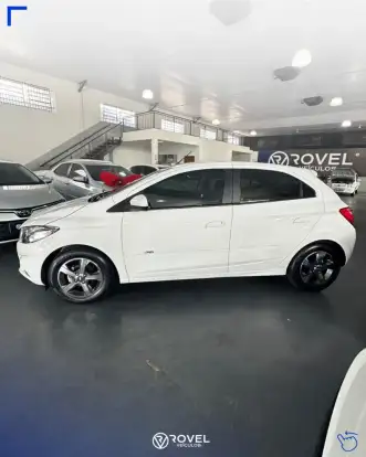 CHEVROLET-ONIX-1.4 MPFI LT 8V FLEX 4P MANUAL CHEVROLET-ONIX-2019