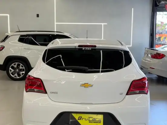 CHEVROLET-ONIX-1.4 MPFI LT 8V FLEX 4P MANUAL CHEVROLET-ONIX-2018