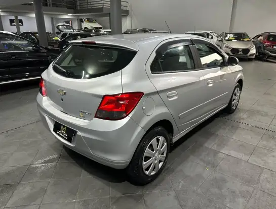 CHEVROLET-ONIX-1.4 MPFI LT 8V FLEX 4P MANUAL CHEVROLET-ONIX-2016