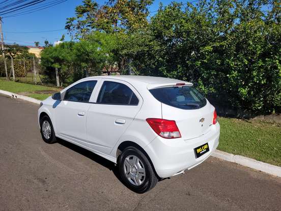 CHEVROLET-ONIX-1.0 MPFI LT 8V FLEX 4P MANUAL CHEVROLET-ONIX-2015