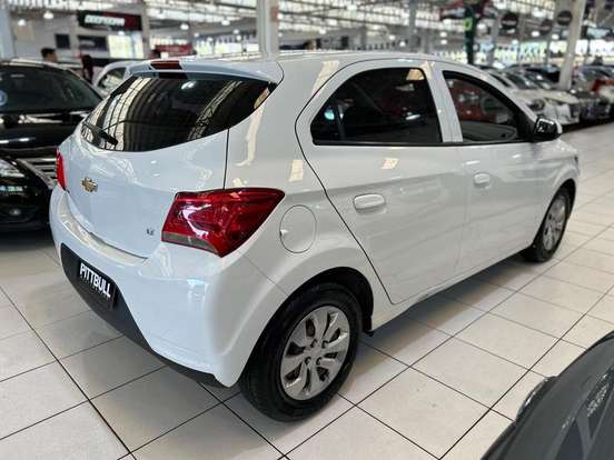 CHEVROLET-ONIX-2019