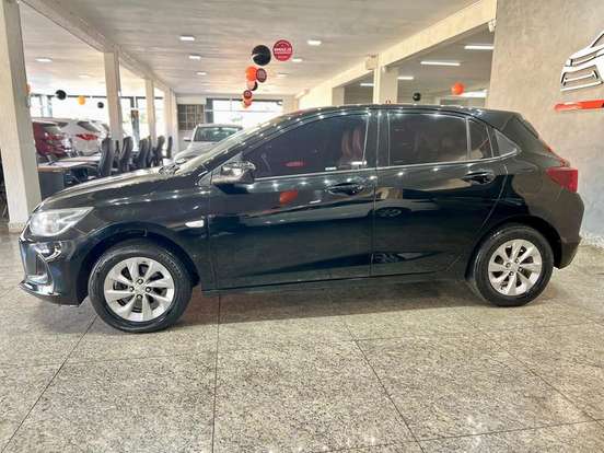 CHEVROLET-ONIX-2020
