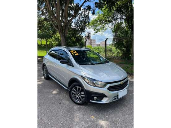 CHEVROLET-ONIX-2018