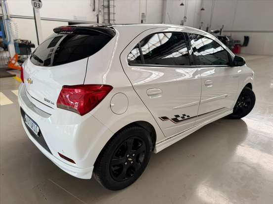 CHEVROLET-ONIX-1.4 MPFI EFFECT 8V FLEX 4P MANUAL CHEVROLET-ONIX-2018