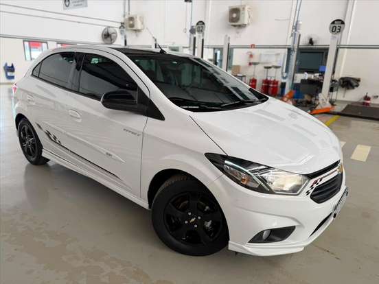 CHEVROLET-ONIX-1.4 MPFI EFFECT 8V FLEX 4P MANUAL CHEVROLET-ONIX-2018