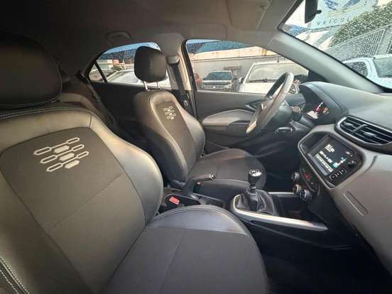 CHEVROLET-ONIX-2018