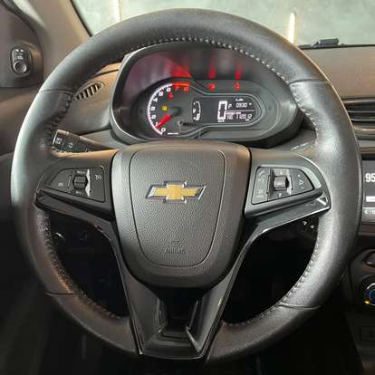 CHEVROLET-ONIX-2018