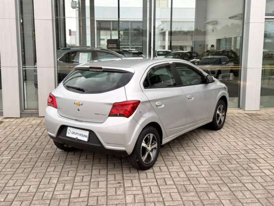 CHEVROLET-ONIX-2016