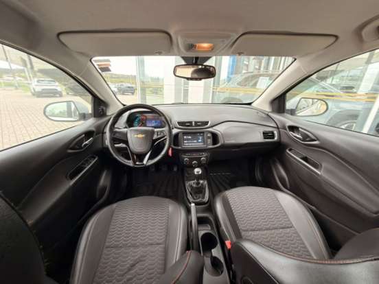 CHEVROLET-ONIX-2016