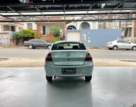 CHEVROLET-PRISMA-2010