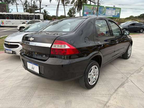 CHEVROLET-PRISMA-2011