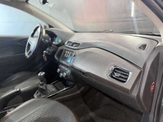 CHEVROLET-PRISMA-2017