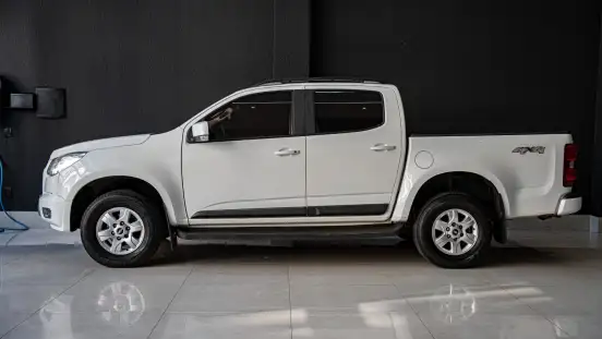 CHEVROLET-S10-2.8 LT 4X4 CD 16V TURBO DIESEL 4P AUTOMÁTICO CHEVROLET-S10-2015