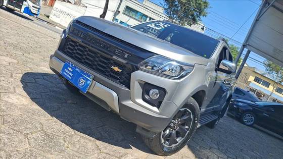 CHEVROLET S10 2.8 16V TURBO DIESEL HIGH COUNTRY CD 4X4 AUTOMÁTICO