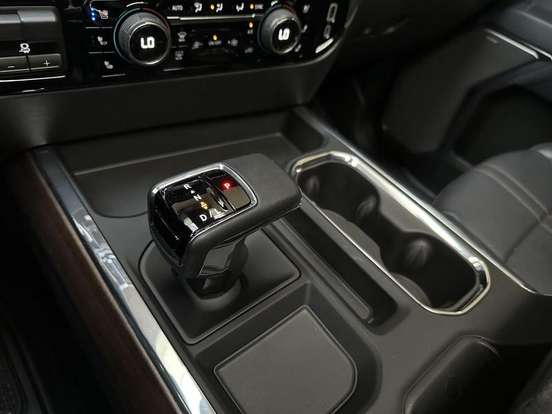 CHEVROLET-SILVERADO-2023