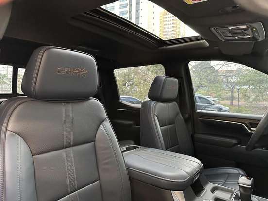 CHEVROLET-SILVERADO-2023