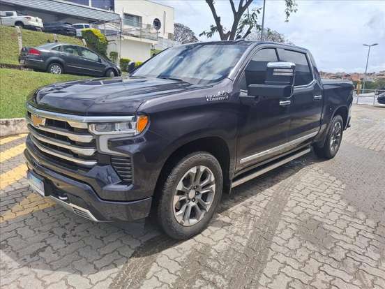 CHEVROLET-SILVERADO-5.3 V8 GASOLINA 1500 HIGH COUNTRY 4X4 AUTOMÁTICO CHEVROLET-SILVERADO-2023