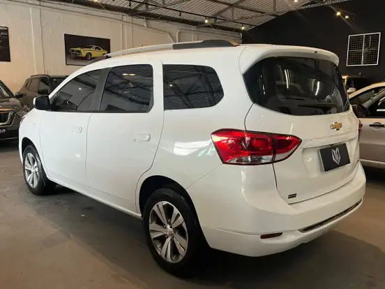 CHEVROLET-SPIN-2023