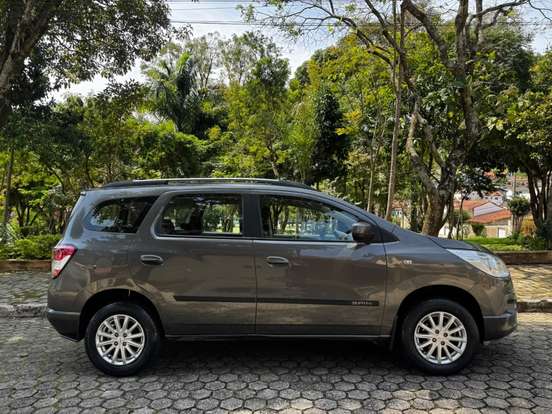 CHEVROLET-SPIN-1.8 LT 8V FLEX 4P AUTOMÁTICO CHEVROLET-SPIN-2013
