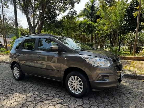 CHEVROLET-SPIN-2013