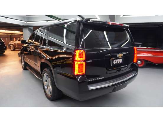 CHEVROLET-SUBURBAN-5.3 V8 ECOTEC3 FLEXFUEL PREMIER 4WD AUTOMÁTICO CHEVROLET-SUBURBAN-2018