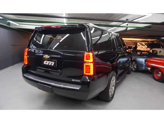 CHEVROLET-SUBURBAN-5.3 V8 ECOTEC3 FLEXFUEL PREMIER 4WD AUTOMÁTICO CHEVROLET-SUBURBAN-2018