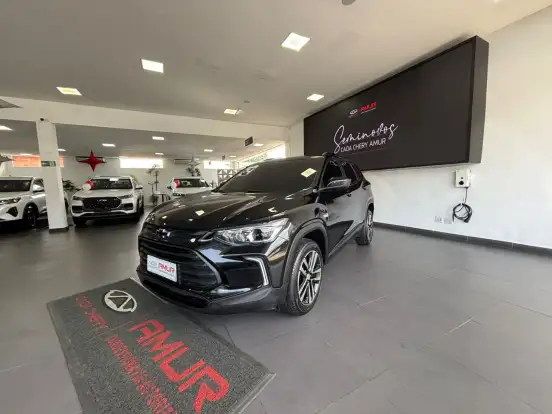 CHEVROLET-TRACKER-2023