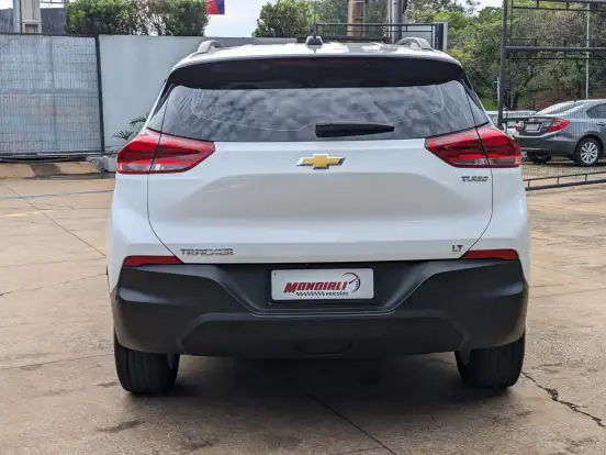 CHEVROLET-TRACKER-2021