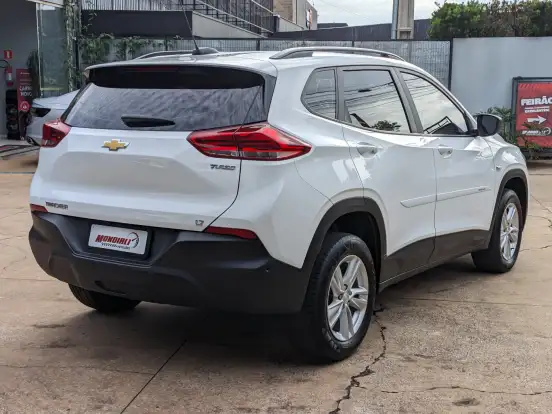 CHEVROLET-TRACKER-2021