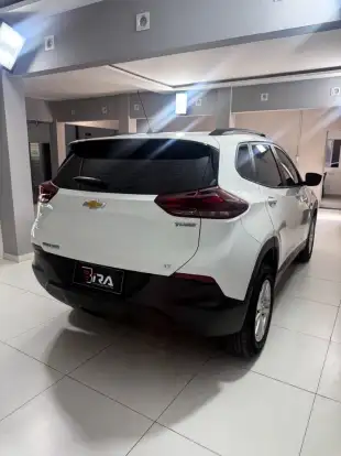 CHEVROLET-TRACKER-2022