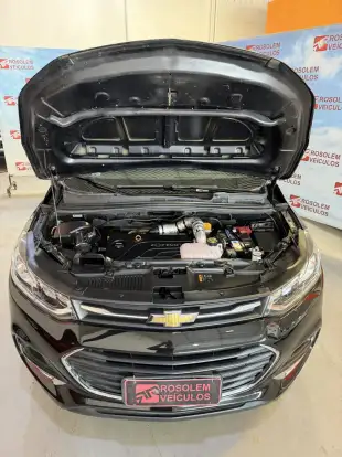 CHEVROLET-TRACKER-2017