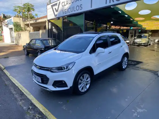 CHEVROLET-TRACKER-2016