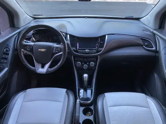 CHEVROLET-TRACKER-2016