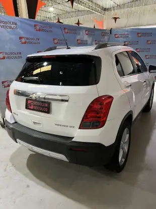 CHEVROLET-TRACKER-2014