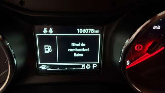 CHEVROLET-TRACKER-2021