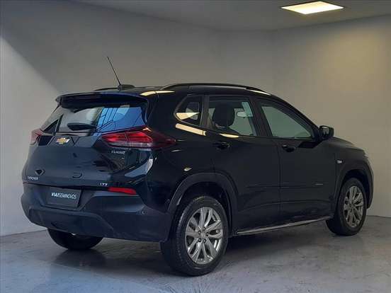 CHEVROLET-TRACKER-2023
