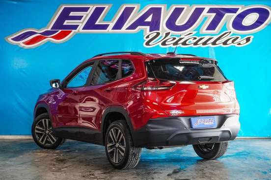 CHEVROLET-TRACKER-2023